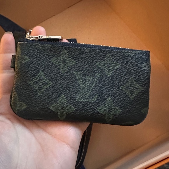 LOUIS VUITTON
Monogram Vintage Trio Messenger - Picture 7 of 8